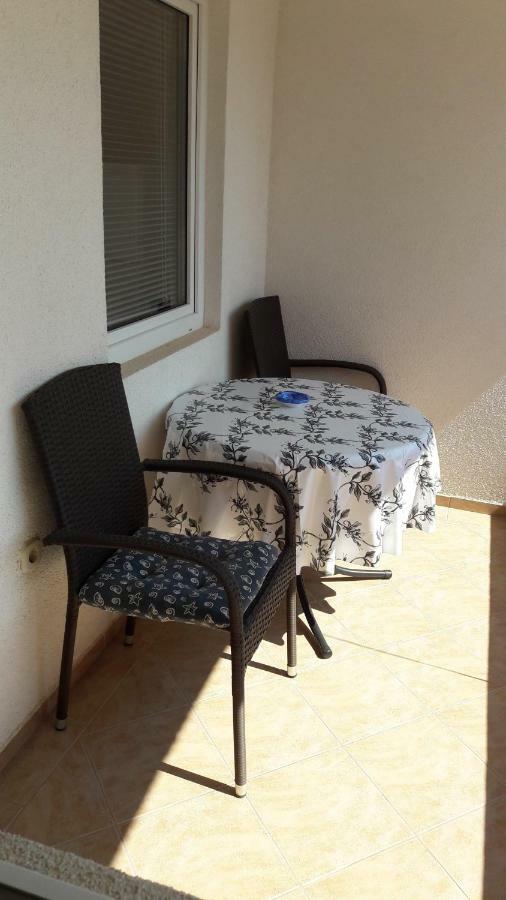 Apartmani Poljanec ヴィル エクステリア 写真